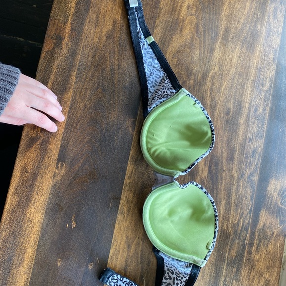 Strapless Bra - Picture 2 of 3